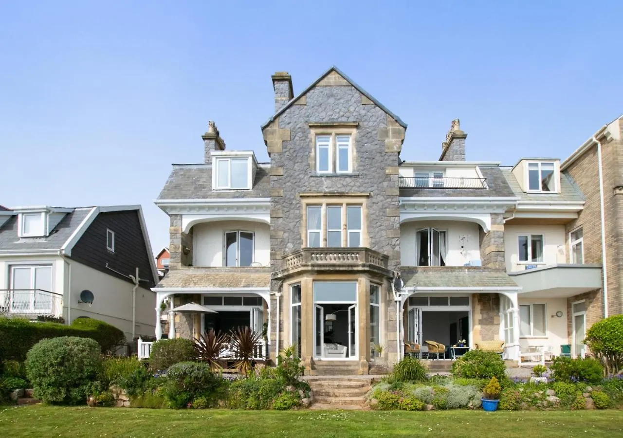 St Leonards Ground Floor Apartment Newton